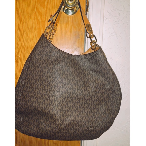 MK Hobo Bag - Picture 2 of 2